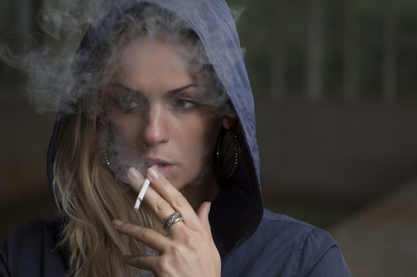 Smoking side, causes And 3 Reasons Why Smoking is bad